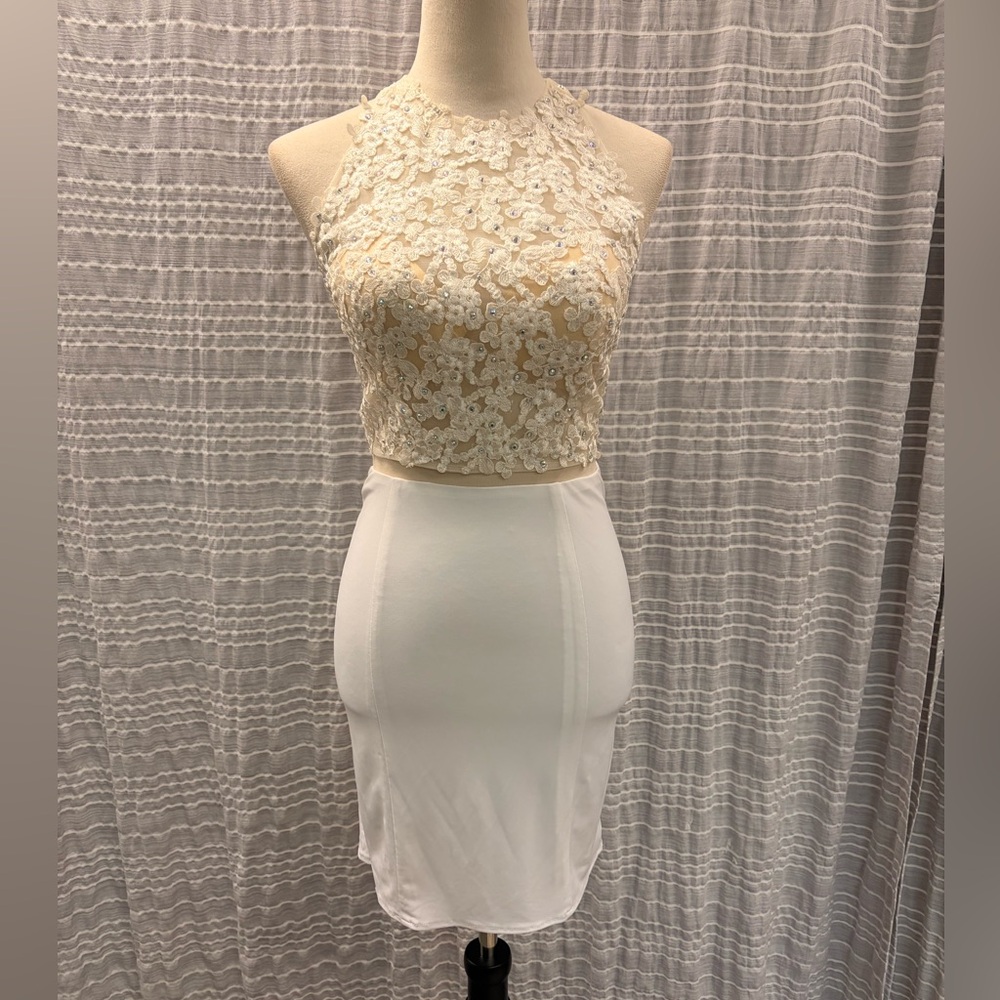 Elegant Ivory Lace Halter Dress